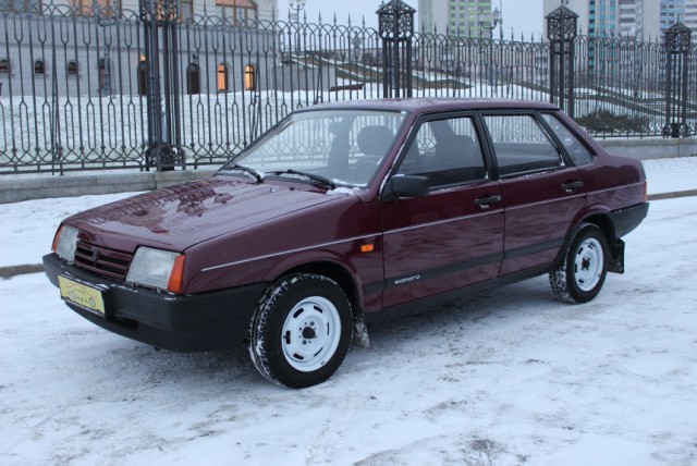 Экспортная Lada за 2850 долларов. В Минске продается Samara 1996 года выпуска в состоянии нового авто