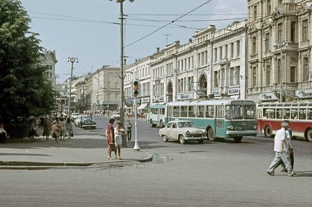 Фотопрогулка по улицам СССР