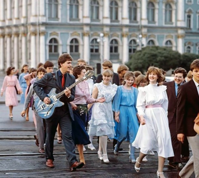 Девчата из 90-х и 00-х 26.02.2026