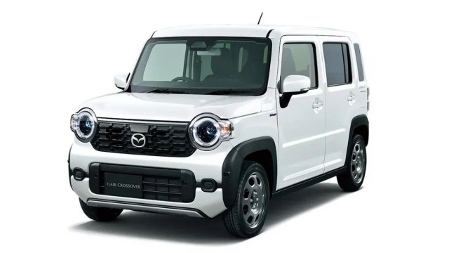 "Ока по-японски": Mazda обновила крошечный Flair Crossover — свой самый дешёвый кроссовер. Цена новинки — от 770 тысяч рублей