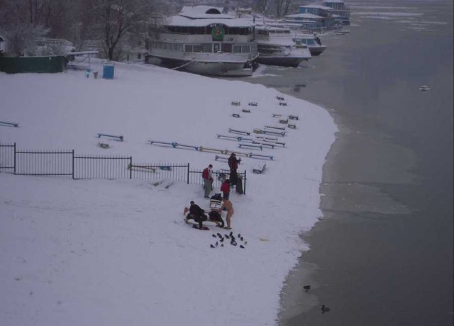 Снегом припорошило