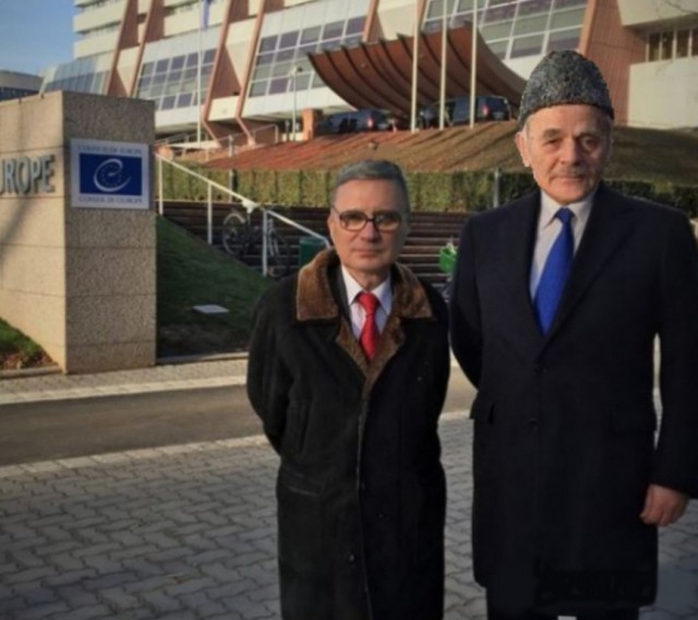 В Москве появились раздетые политики. Граффити такое