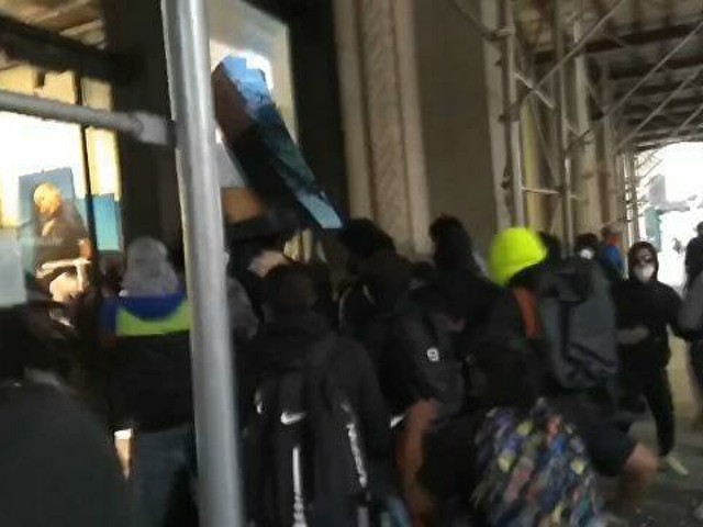 У белых в штатах начало подгорать