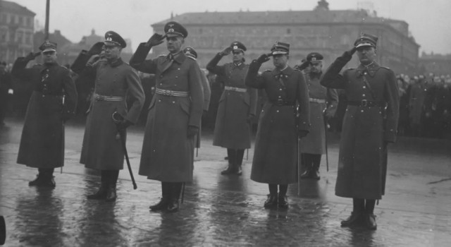 «Дары» ленд-лиза на взгляд блюдолиза