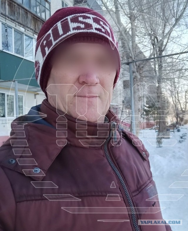В Москве задержали охранника школы, вымогавшего нюдсы у учениц.