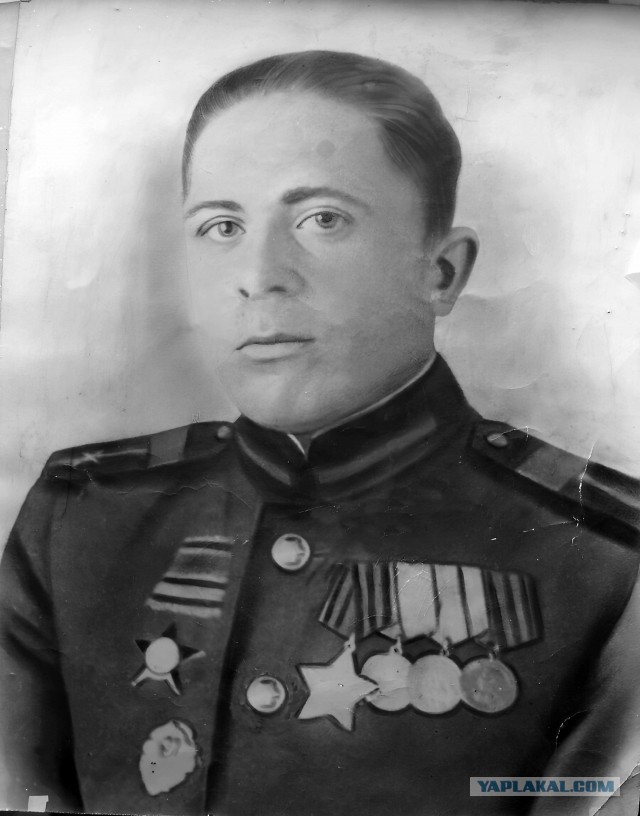 А давайте свой Бессмертный Полк сделаем? Я начинаю. Все таки канун Дня Победы