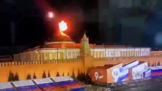 Фото поврежденных антенн РЛС «Воронеж-ДМ» в Краснодарском крае, опубликованные противником