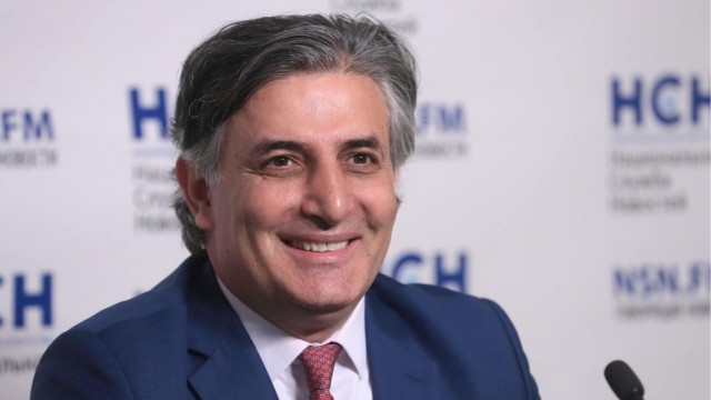 Пашаев едет к своим клиентам. На зону