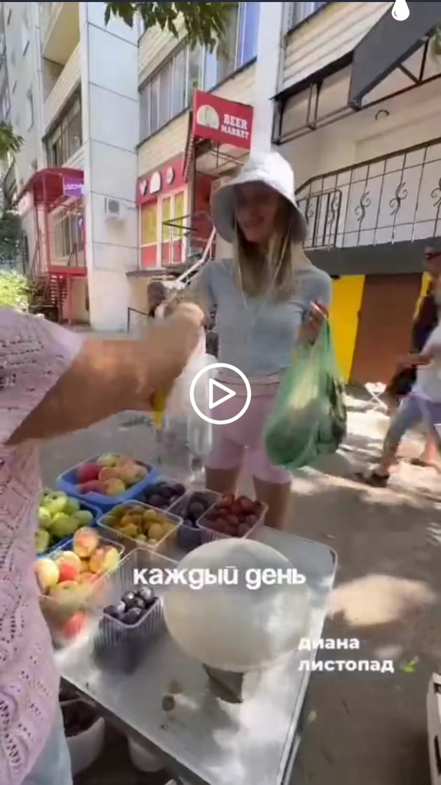 Бабушки на рынках зарабатывают по ₽200 тыс. в месяц
