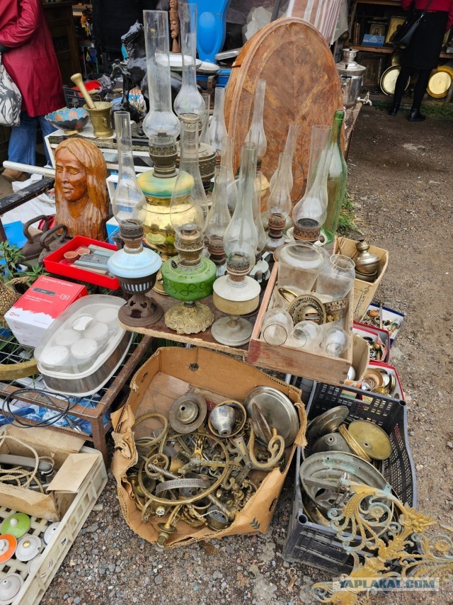 Подмосковная барахолка