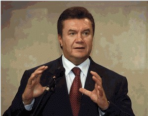 Янукович похвастался приобретениями