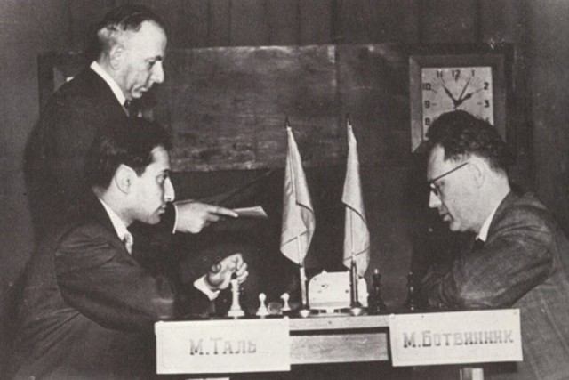Фотографии из прошлого нашей страны - 32