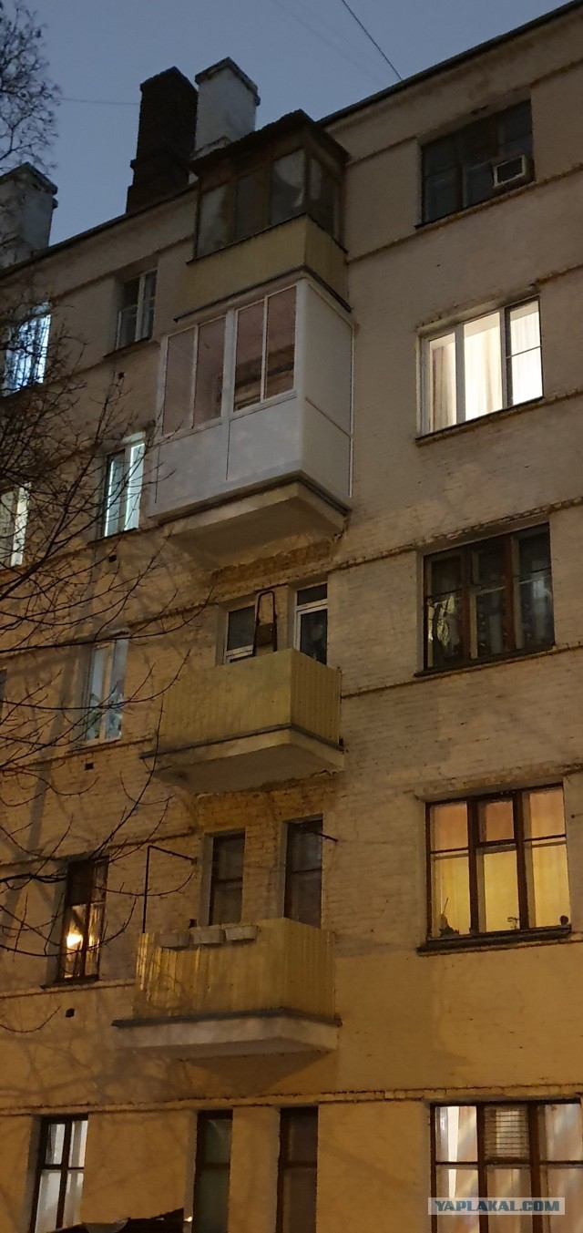 Предлагаем остекление и отделку балконов и лоджий в г. Москве и Московской области