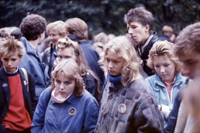 Ровно 35 лет назад.
40 дней с момента гибели Виктора Цоя.