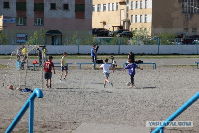 Гаджиево- ты город-часовой