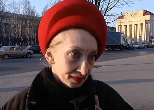 Не му́сорите!
