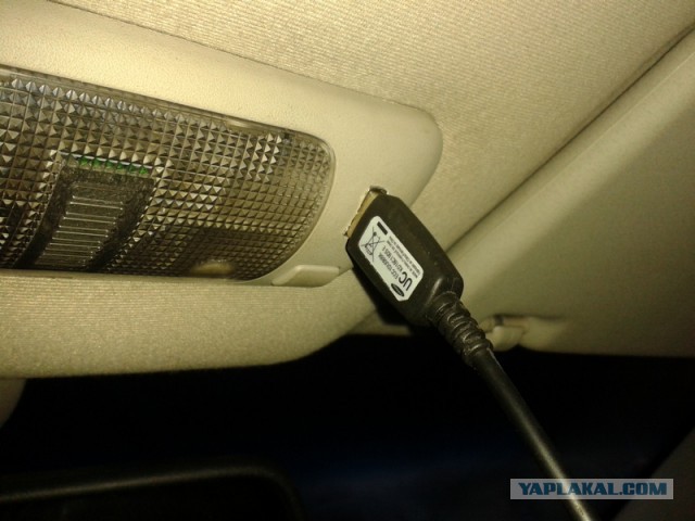 Делаем USB-зарядник в машину