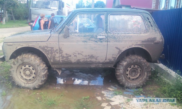 По бездорожью на Lada SW Cross