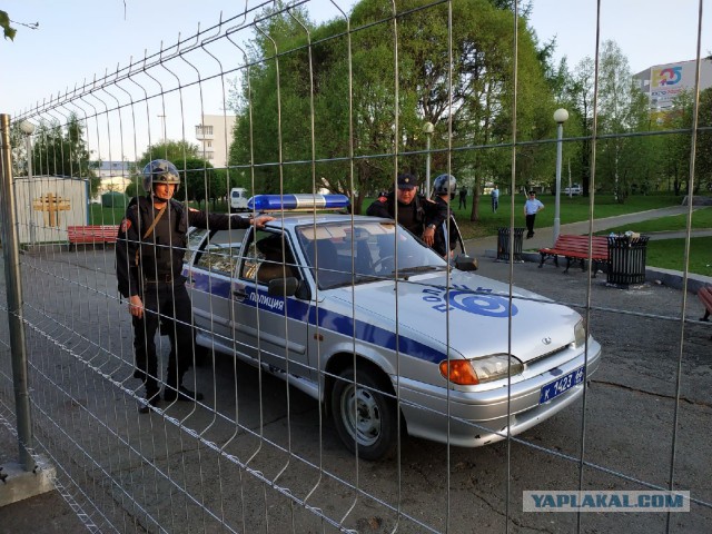 Академия единоборств разгоняла и избивала по заказу РПЦ мирных жителей Екатеринбурга