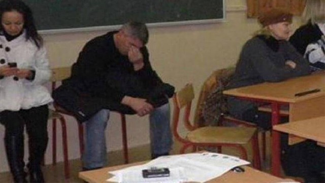 Бесят идиоты на родительских собраниях