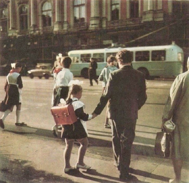Фотографии из прошлого нашей страны в цвете -100