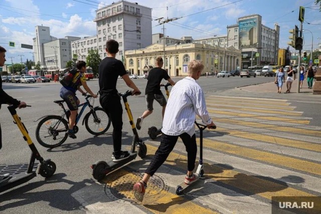 Конфликт самокатчика и велосипедиста в российском городе закончился стрельбой