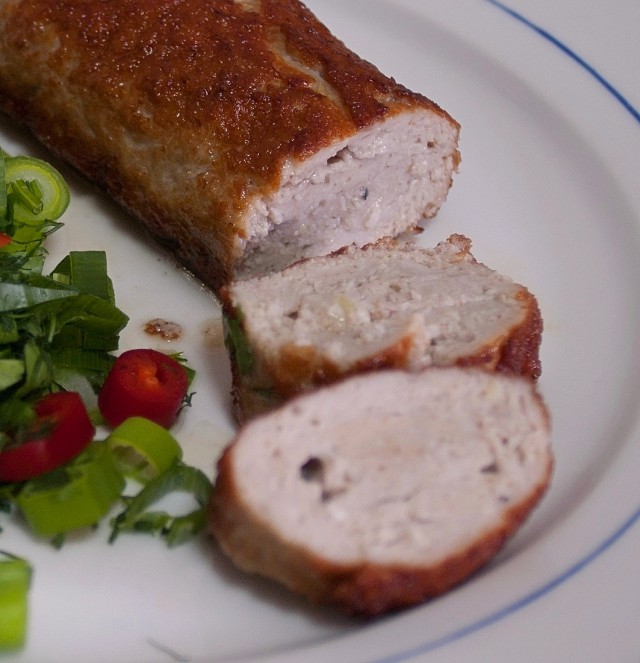 Salsicce из куриной грудки