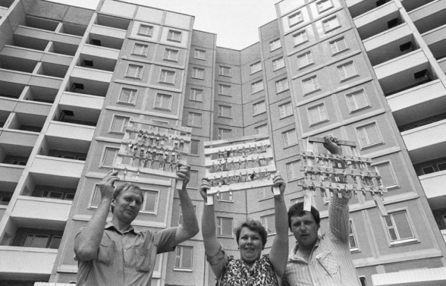 Во времена Брежнева бесплатные квартиры получили 164.000.000 человек. Это правда или миф?