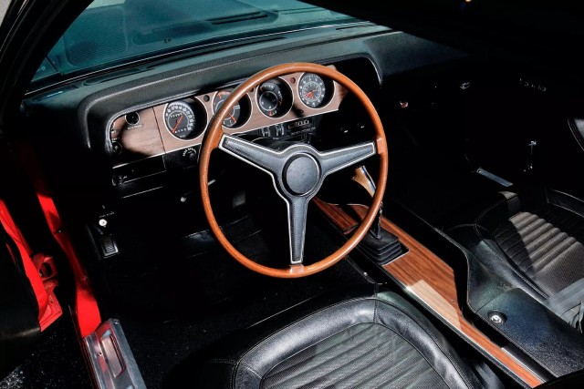 60 лет Plymouth Barracuda