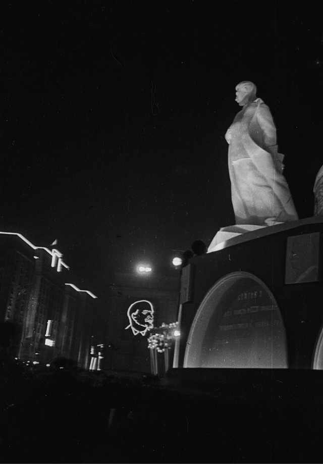 Москва и москвичи. Двадцатый век. 14.01.25