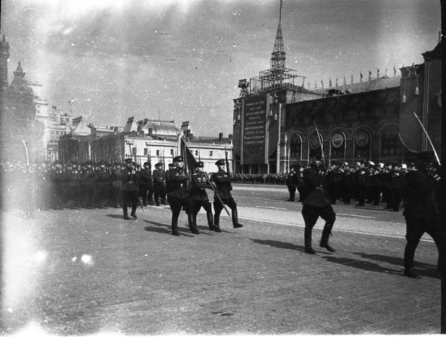 Военный парад весна 1951 года.