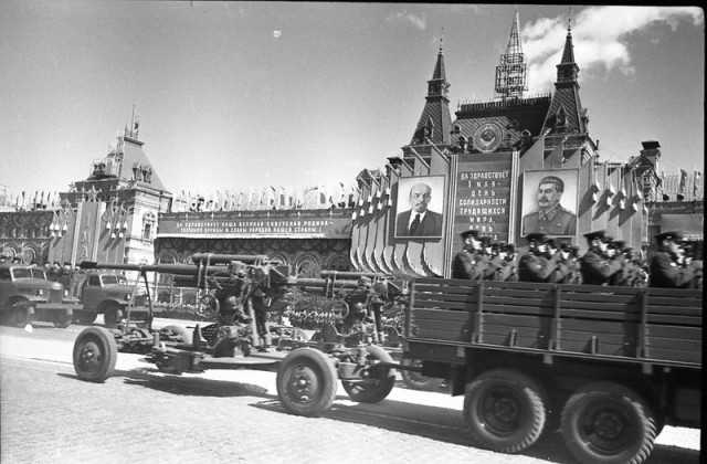 Военный парад весна 1951 года. Часть 2.