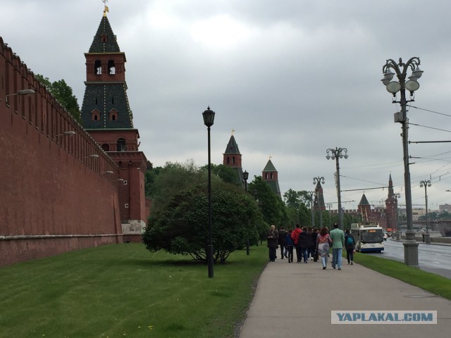 Экскурсия вокруг Московского Кремля
