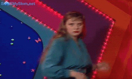 Девочка в голубом, Фееричное выступление