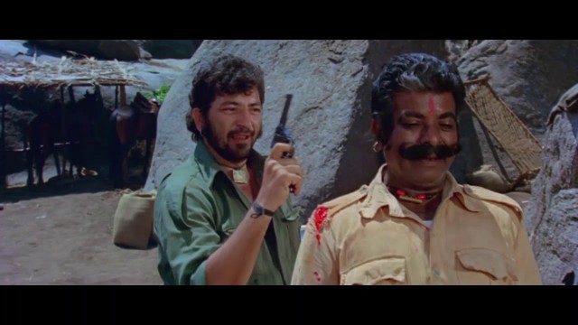 Таджик возмутился поведению индийцев