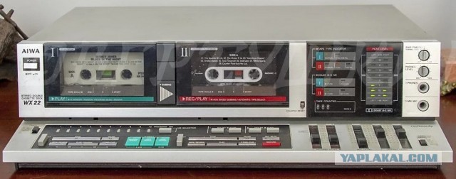 AKAI 77