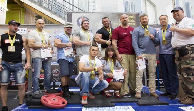 Открыли памятник Поддубному...