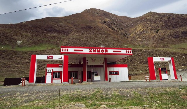 Приусадебные нефтезаводы Чечни. Как это работало?