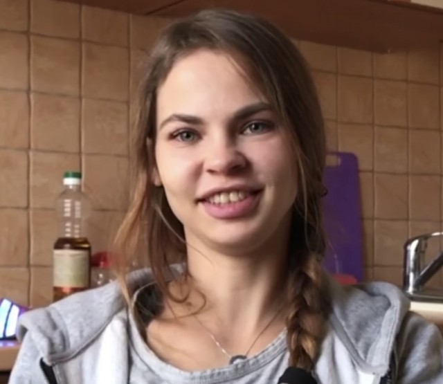 В Челябинске клиент салона красоты сломал палец девушке-администратору