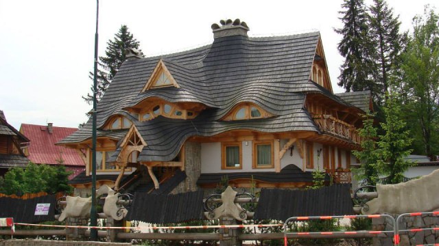 В таких домах нескучно жить,