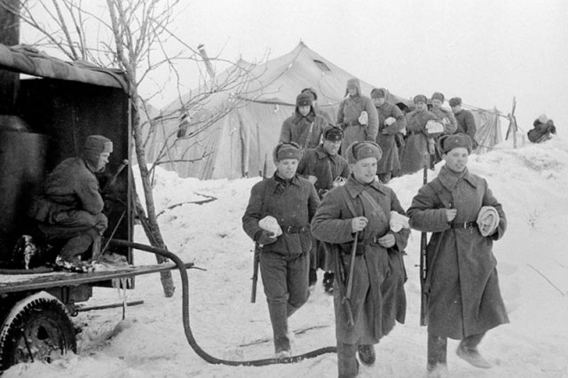 Фронтовой быт РККА в Великую Отечественную. Все, что за кадром