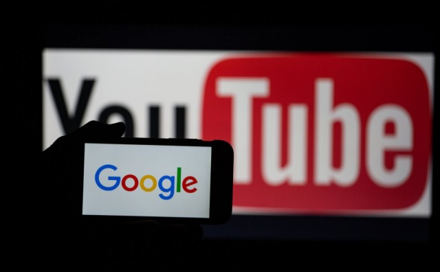 Роскомнадзор потребовал прекратить рекламу незаконных акций на YouTube