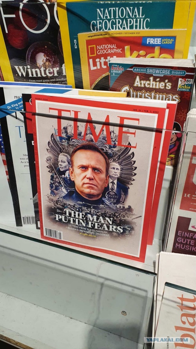 Навальный на обложке TIME «Человек которого боится Путин.»