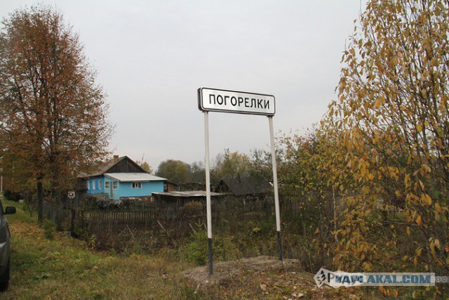Полк погибших советских солдат хранится в сарае