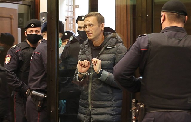 ⚡️ Суд приговорил Алексея Навального к 3,5 годам лишения свободы в исправительной колонии общего режима