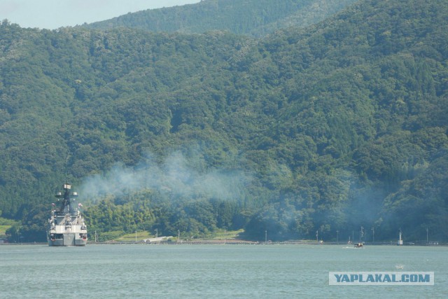 Отряд кораблей ТОФ ВМФ России на военно-морской базе Морских сил самообороны Японии в Майдзуру