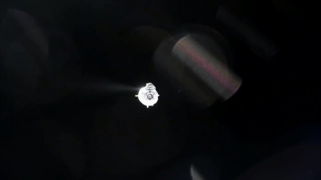 Стыковка SpaceX Crew Dragon с МКС
