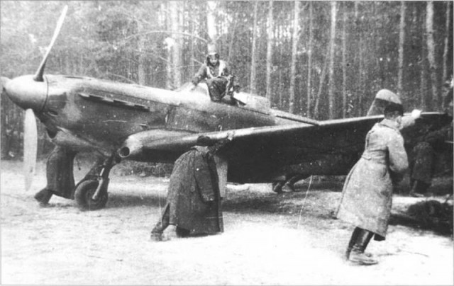 Як-1б. Любимчик сталинских соколов.