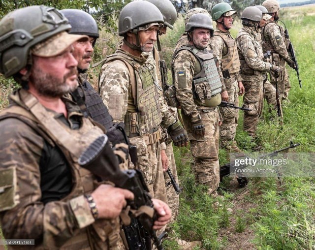 Кадры уничтожения военного катера Willard Sea Force российским истребителем