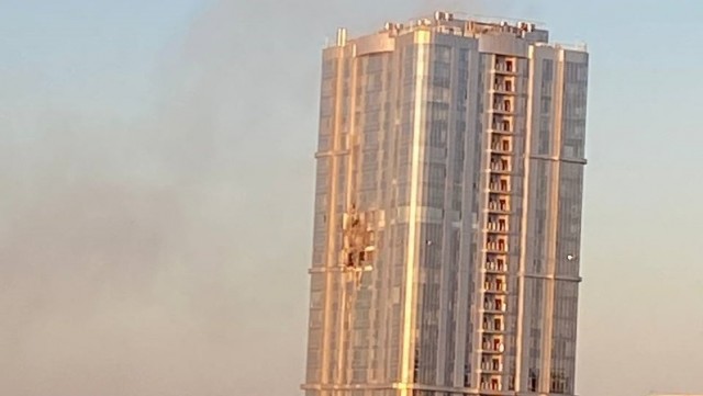 Последние секунды перед ударом дрона в Подмосковье и последствия взрыва: дырки в заборах, перевернутая мебель и остатки БПЛА